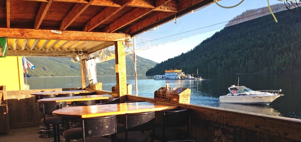 Shuswap Shark Shack | Shuswap Lake, Saint Ives, BC V0E 1M9, Canada | Phone: (250) 307-7227