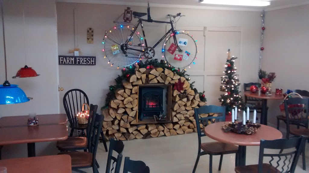 Riverbank Cookhouse | 4084 Kawartha Lakes County Rd 121, Kinmount, ON K0M 2A0, Canada | Phone: (705) 340-9375