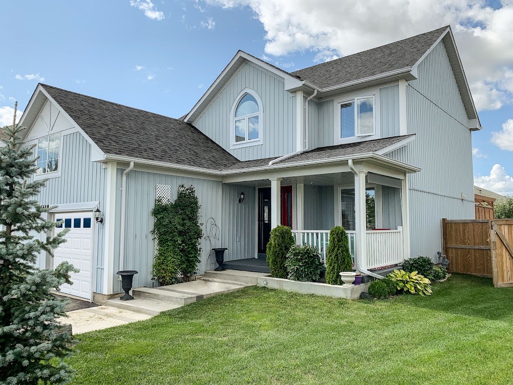 Sapphire Roofing Richmond Hill | 551 16th Ave, Richmond Hill, ON L4C 7A7, Canada | Phone: (647) 660-4840