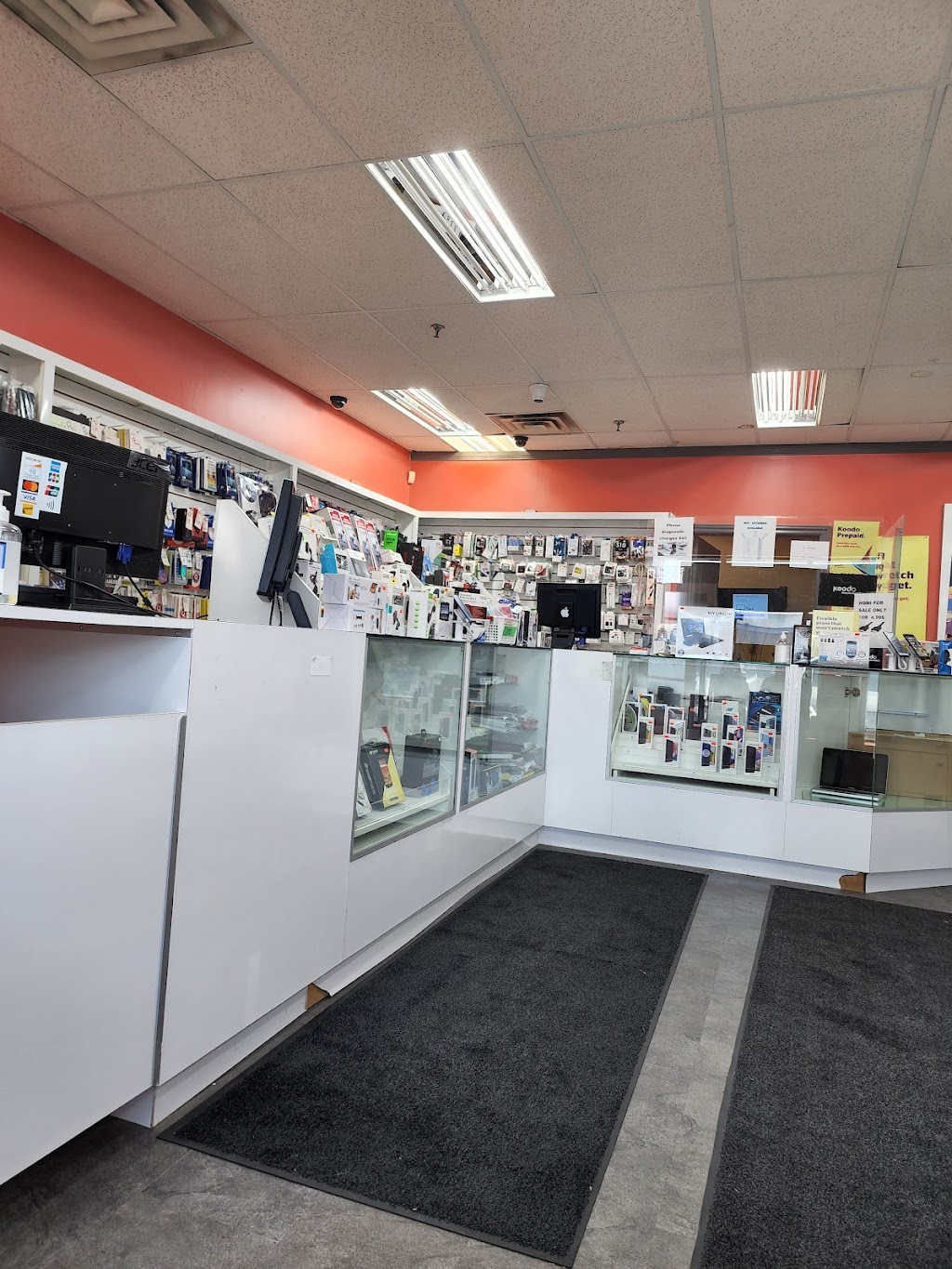 Cell City | 499 Ray Lawson Blvd unit 29, Brampton, ON L6Y 4E6, Canada | Phone: (905) 488-4800