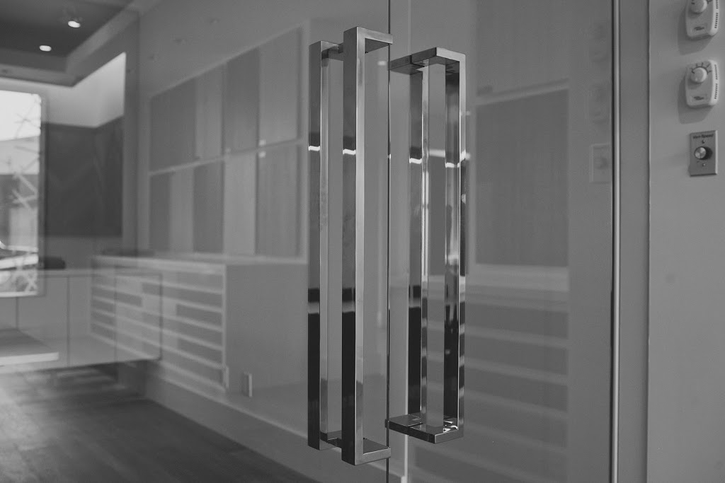 HI-TECH GLAZING SUPPLIES | 210-13060 80 Ave, Surrey, BC V3W 3B2, Canada | Phone: (604) 501-1212