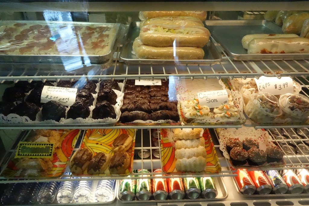 Yale Bakery | 130 S Main St, Yale, MI 48097, USA | Phone: (810) 387-2161