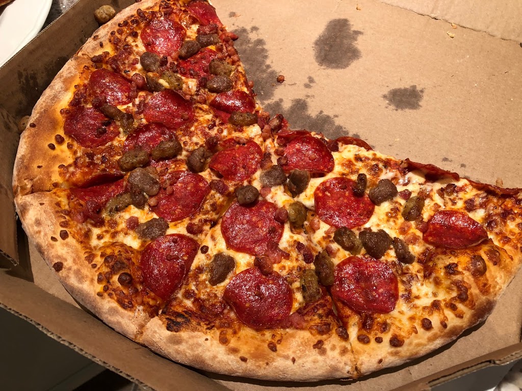 Dominos Pizza | 250 Boulevard Graham, Mont-Royal, QC H3P 2C5, Canada | Phone: (514) 344-4545