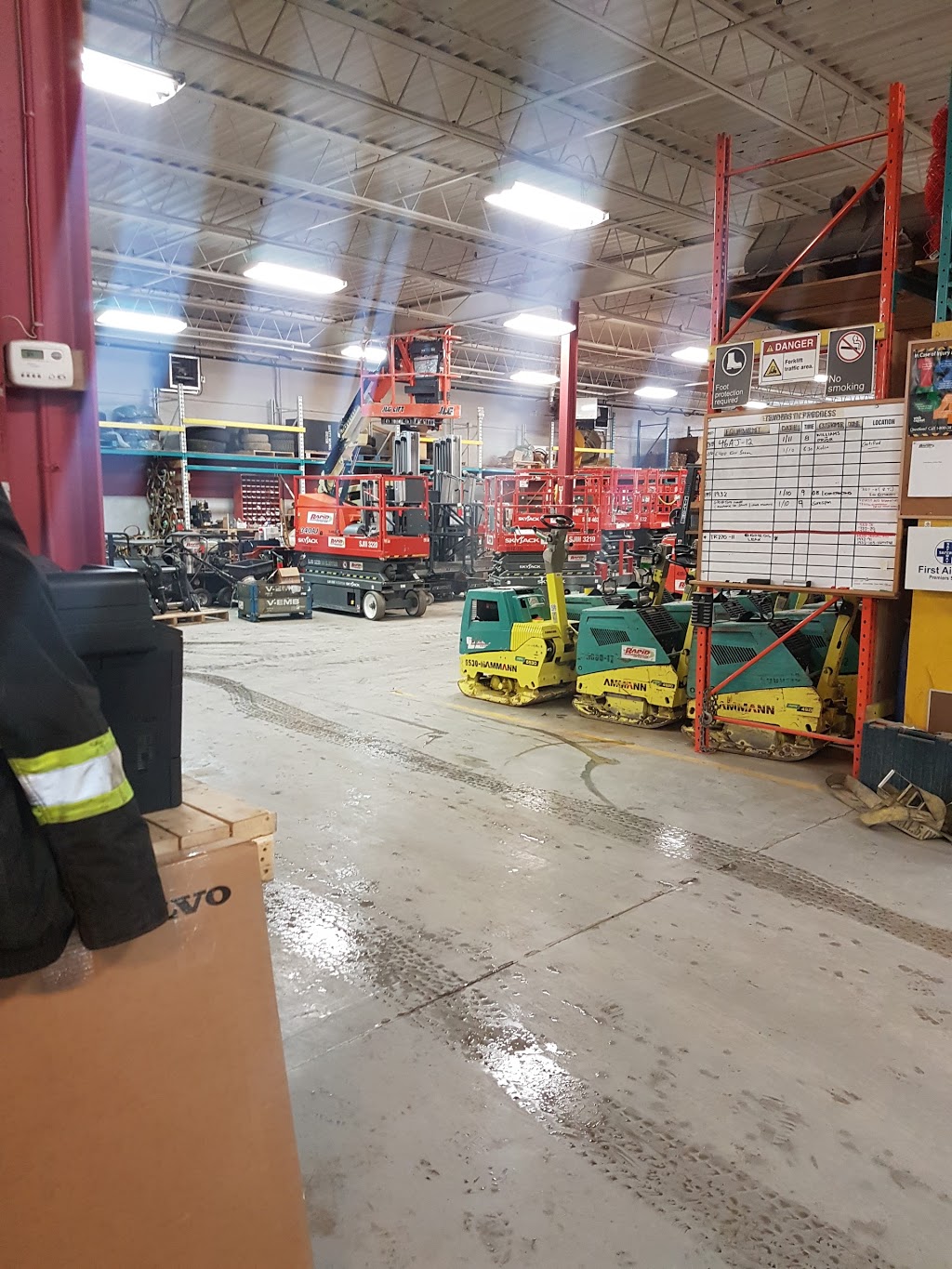 Rapid Equipment Rental 5 St Regis Crescent N 12, North York, ON M3J