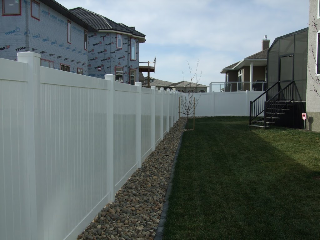 Down To Earth Fencing Inc. | 2209 Redbear Ave, Regina, SK S4N 6H9, Canada | Phone: (306) 525-4594