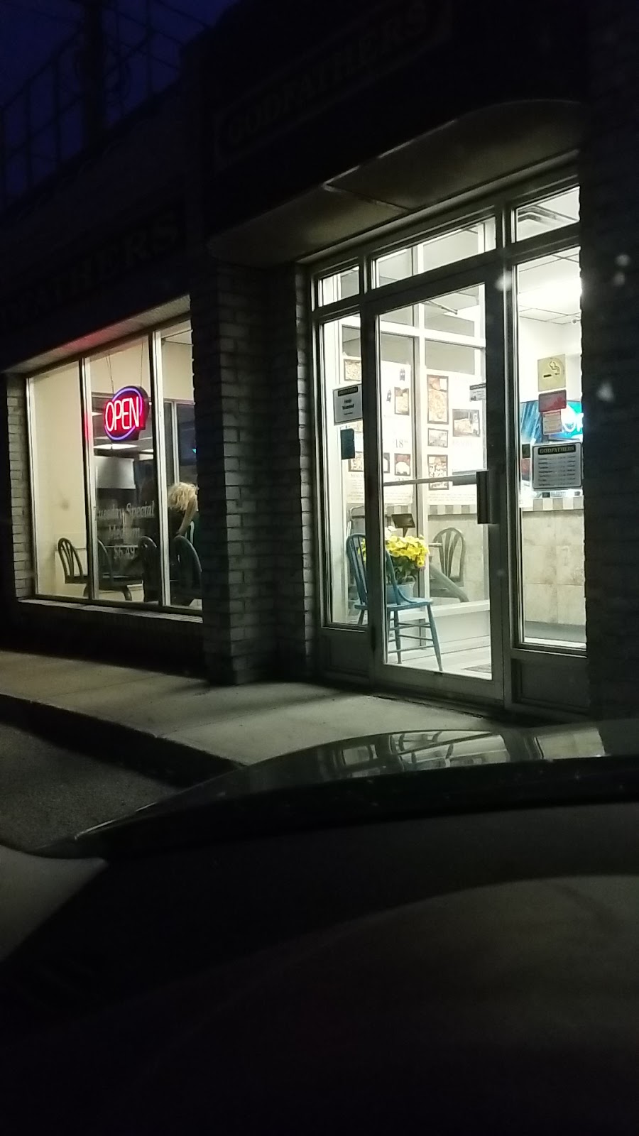 Godfathers Pizza - Norwich | 2 Stover St S, Norwich, ON N0J 1P1, Canada | Phone: (519) 863-6555