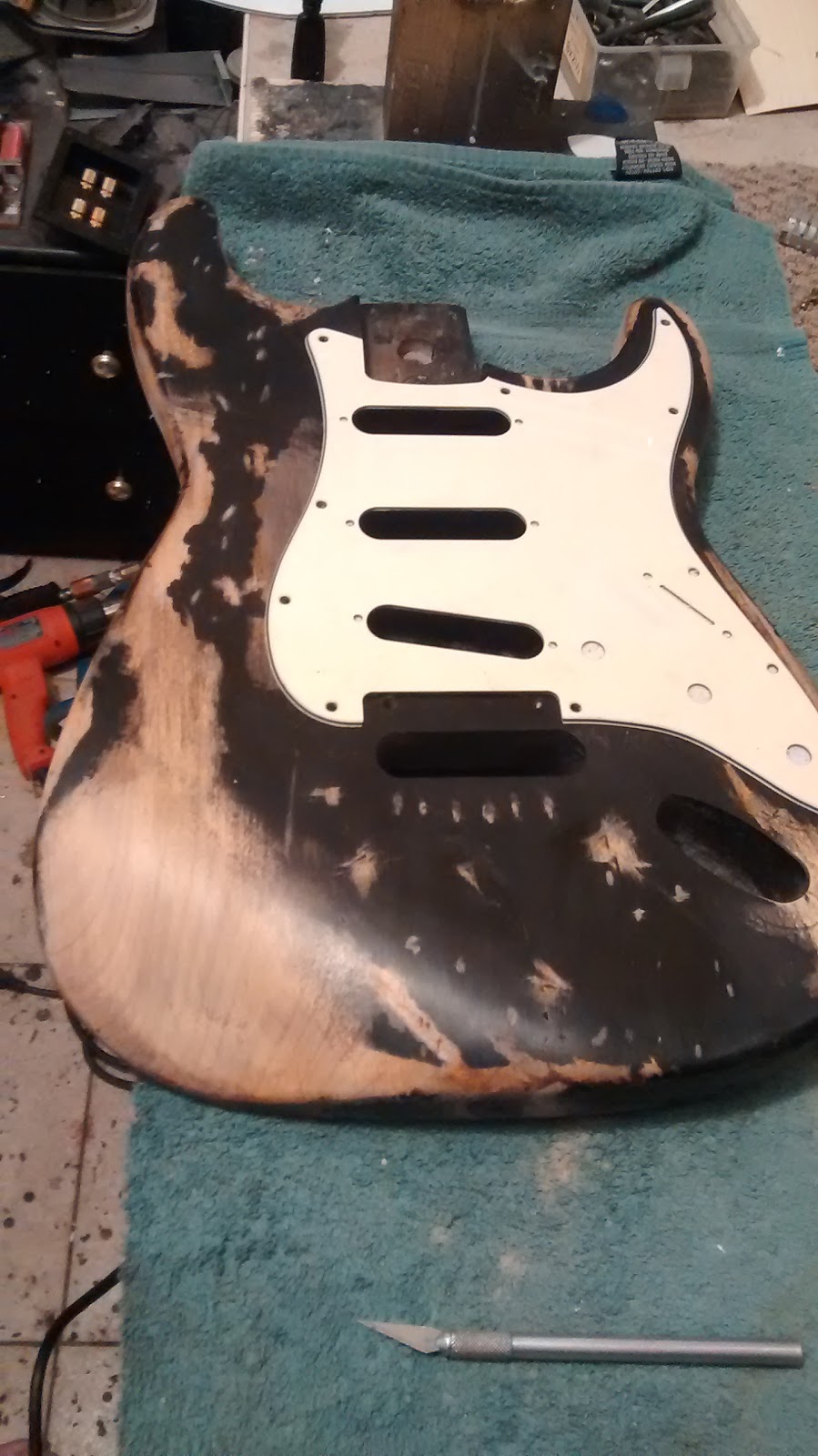The Guitar Shoppe | 501 40 Ave NW #703, Calgary, AB T2K 5S5, Canada | Phone: (403) 401-1640
