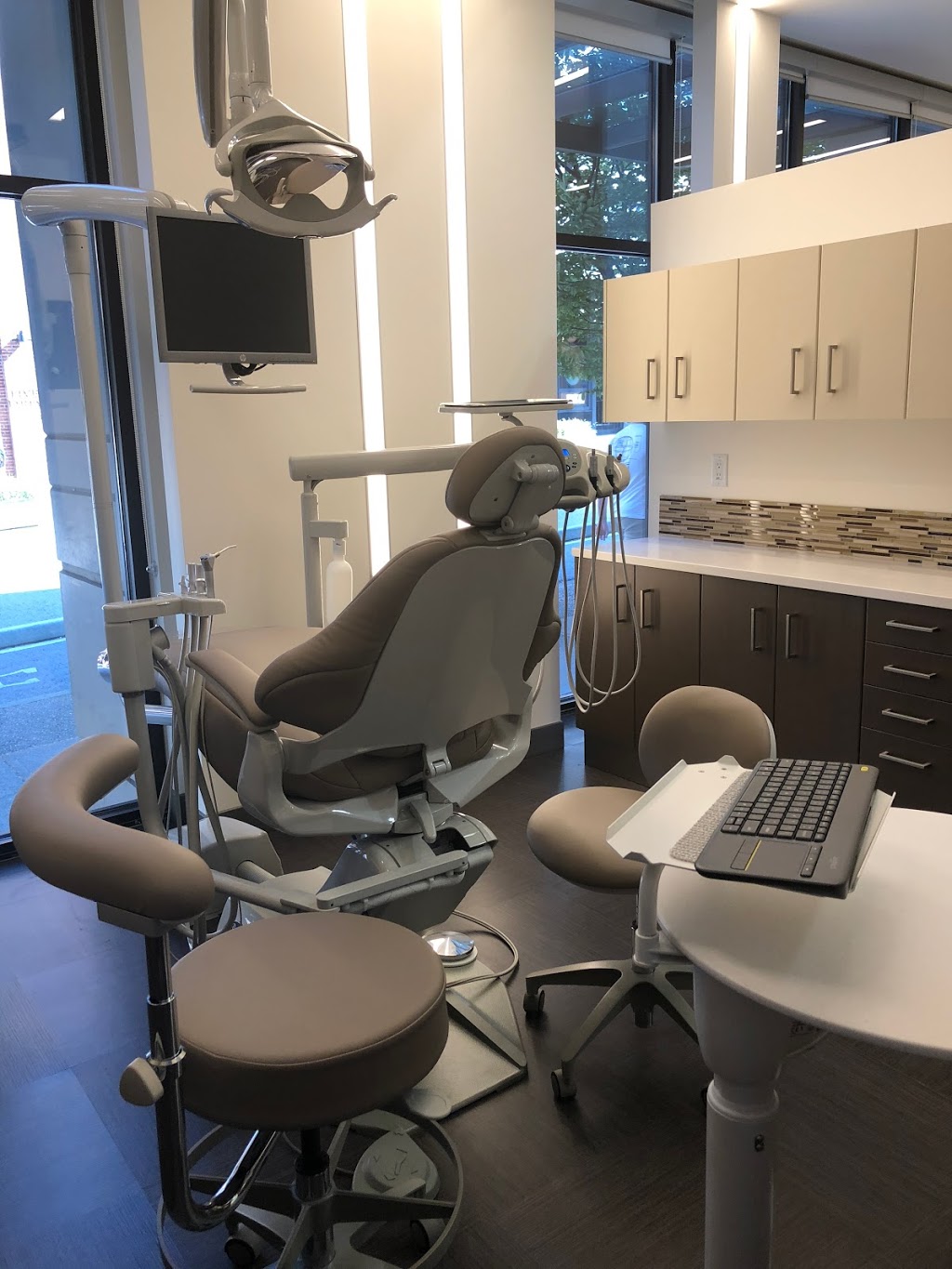 Aarm Dental Group on Beatty | dentist | 529 Beatty St, Vancouver, BC V6B 0C5, Canada | 6046991901 OR +1 604-699-1901