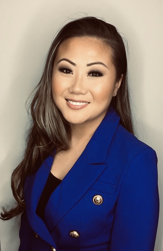 Book with Cindy | 436 Royalpark Way, Woodbridge, ON L4H 1K1, Canada | Phone: (416) 831-7332