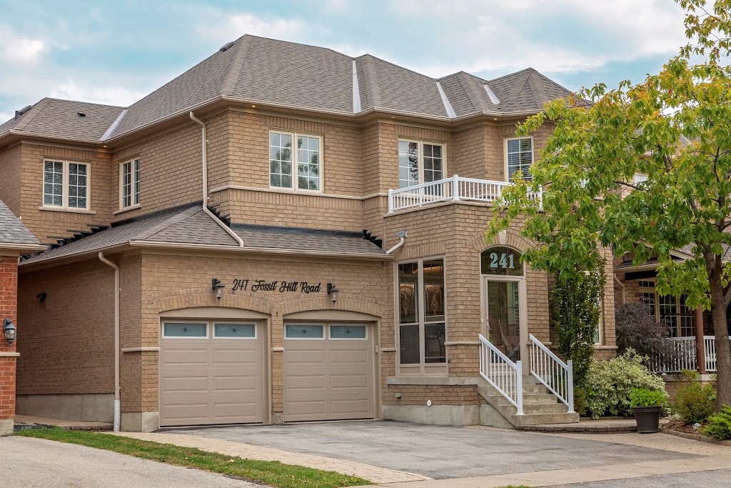 Erwin Santiago Real Estate | 1167 Geran Crescent, Mississauga, ON L5H 3R4, Canada | Phone: (647) 988-4179