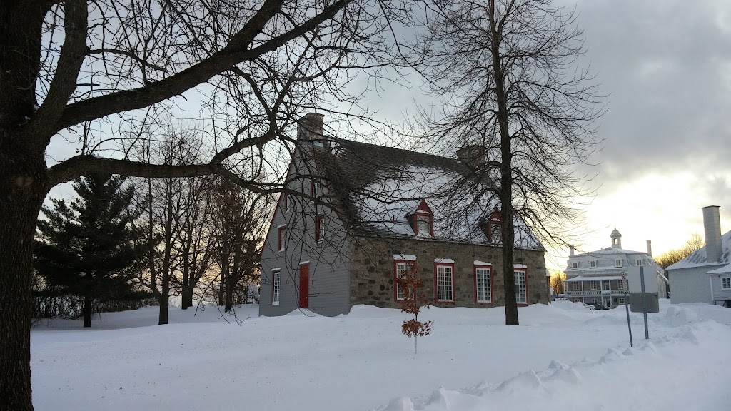 Deschambault-Grondines | 120 Rue St Joseph, Deschambault, QC G0A 1S0, Canada | Phone: (418) 286-4511