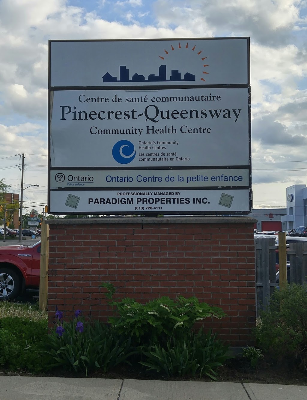 Pinecrest-Queensway Community Health Centre | 1365 Richmond Rd #2, Ottawa, ON K2B 6R7, Canada | Phone: (613) 820-4922