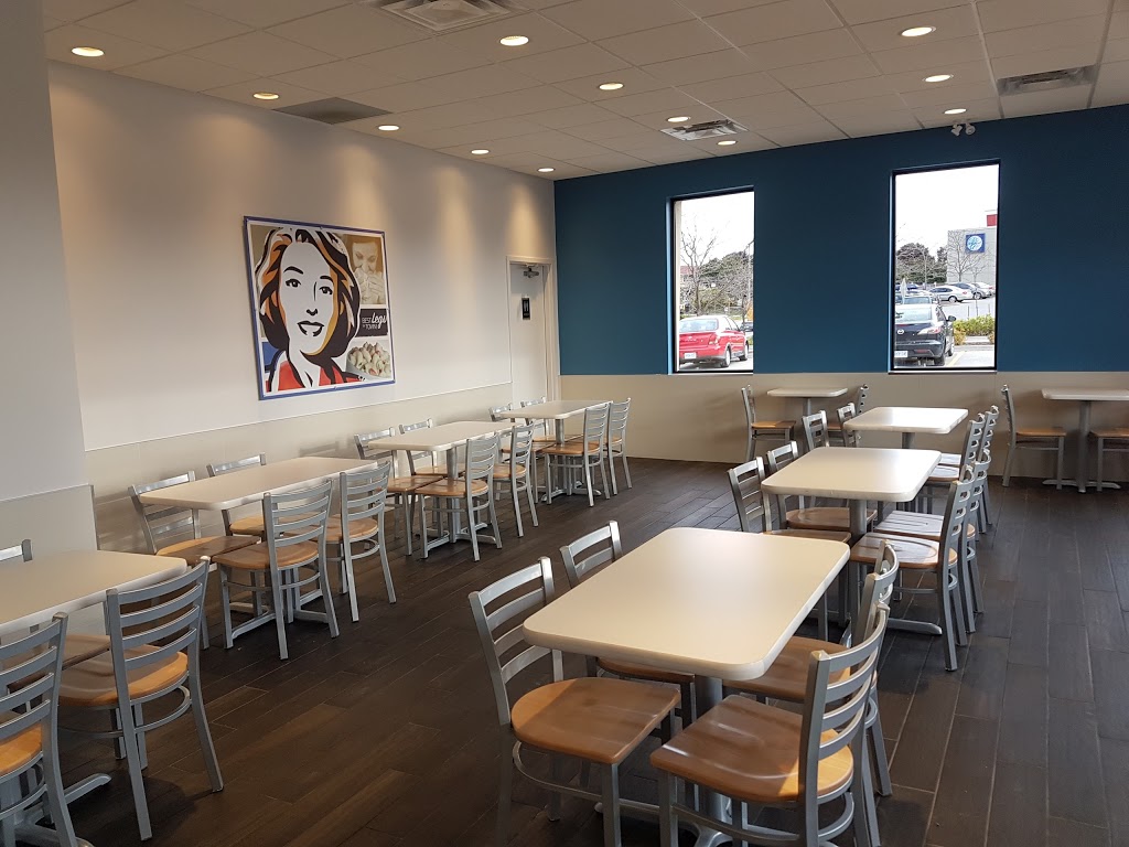 Mary Browns Chicken & Taters | Forest Glen Shopping Centre, 700 Strasburg Rd, Kitchener, ON N2E 2M2, Canada | Phone: (519) 744-4500