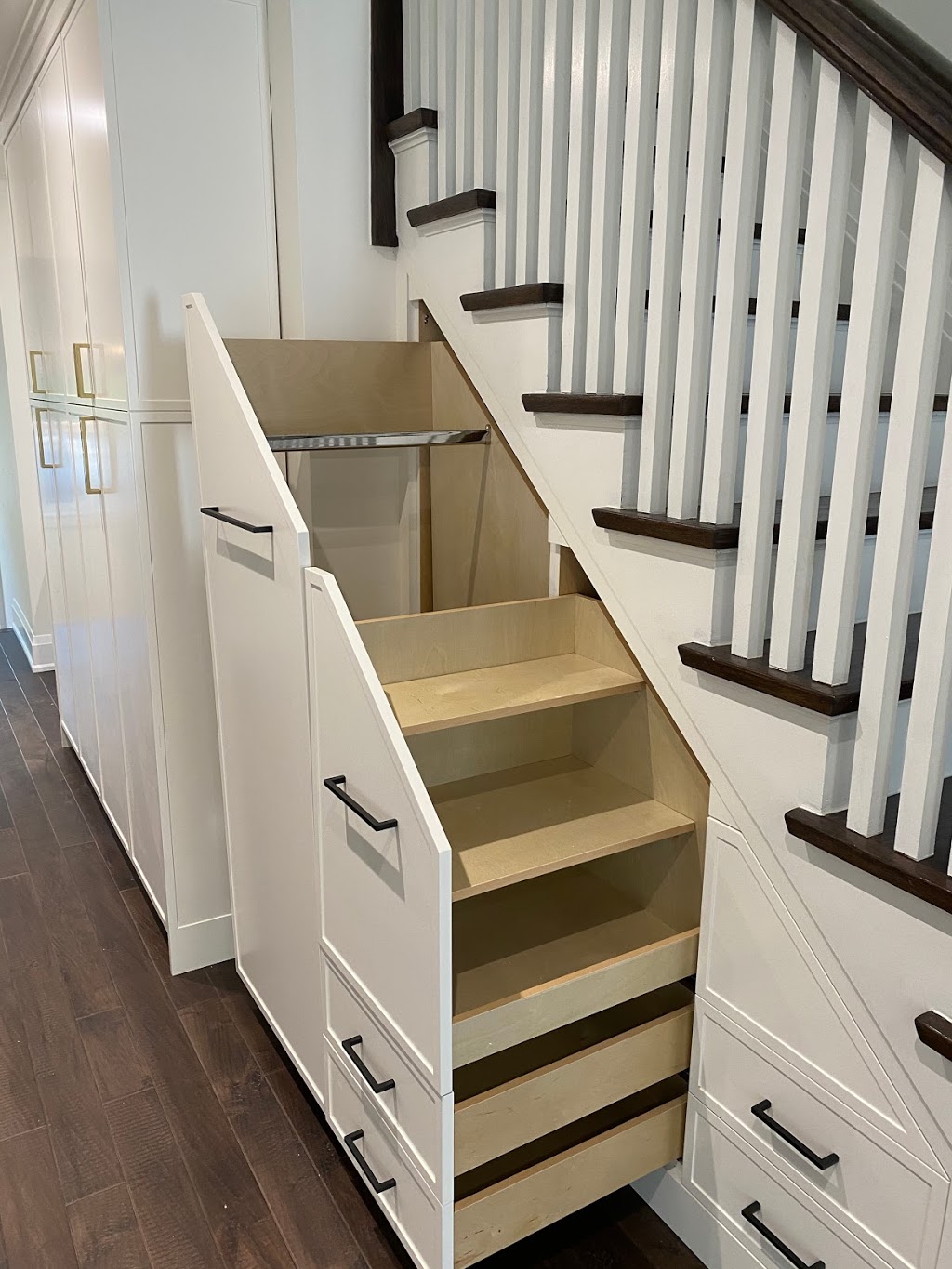 Maple Cabinetry Inc. | 2245 Midland Ave, Scarborough, ON M1P 3E7, Canada | Phone: (416) 335-8989