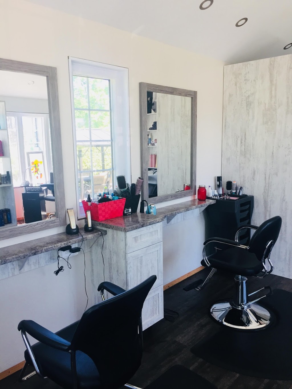 Salon Coiffure Pause Beauté | 654 4e Rang, Acton Vale, QC J0H 1A0, Canada | Phone: (450) 502-7747