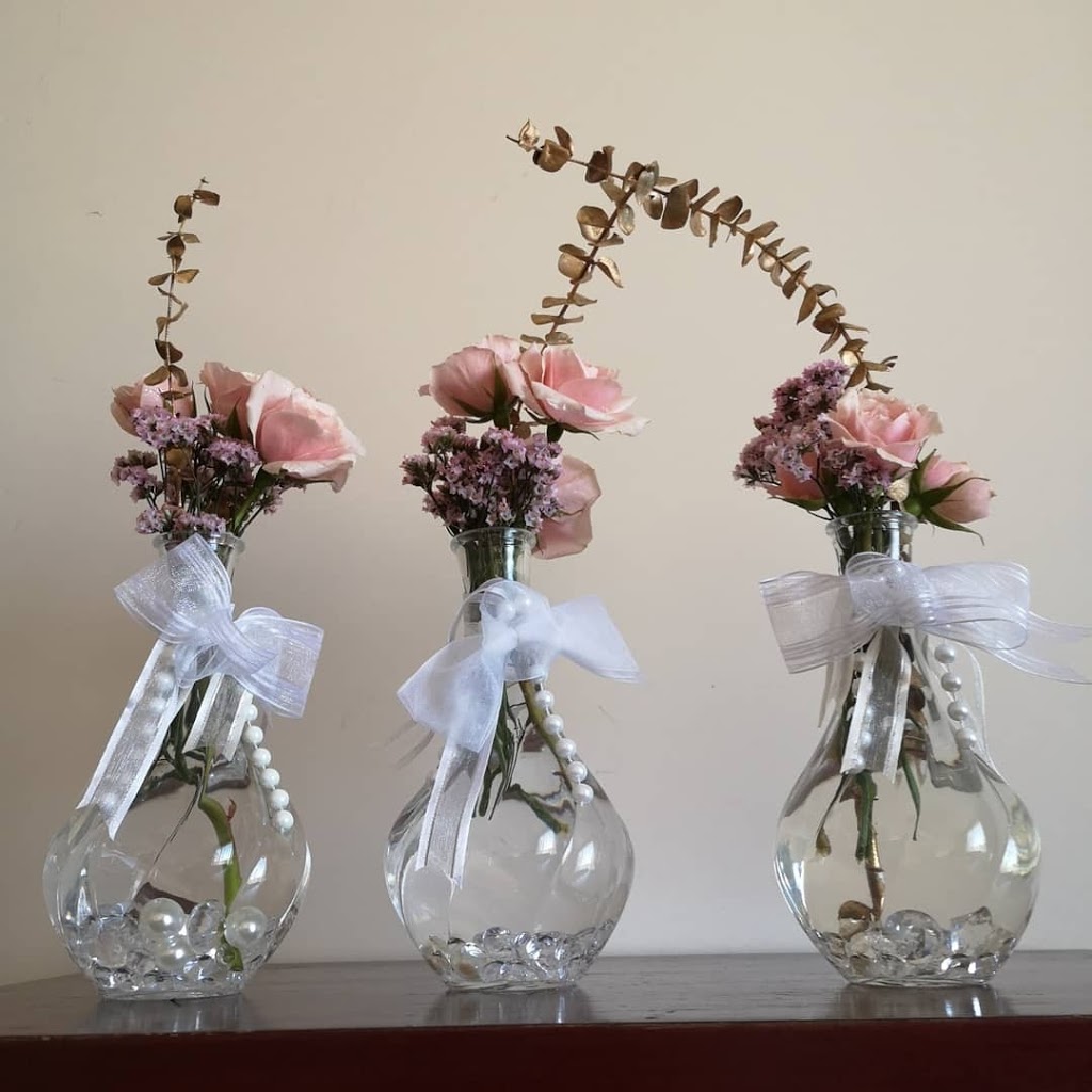LAVENDER OF THE VALLEY FLORIST | 4 Hazelton Hill, Bedford, NS B4B 0M2, Canada | Phone: (902) 476-0575