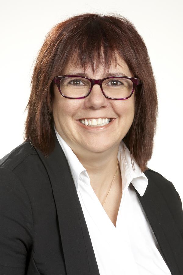 Edward Jones - Financial Advisor: Lucie Roy | 218 Denison Estates, Granby, QC J2H 2R6, Canada | Phone: (450) 372-4317