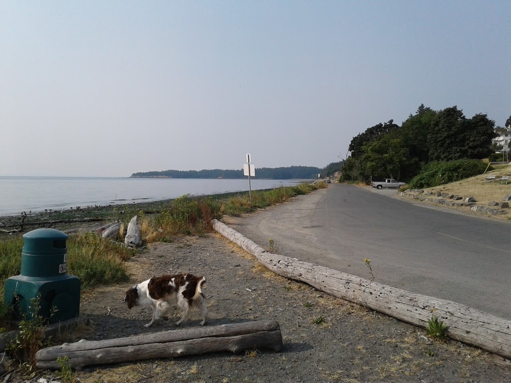 Parking lot Lagoon beach | 3384 Ocean Blvd, Victoria, BC V9C 1W7, Canada
