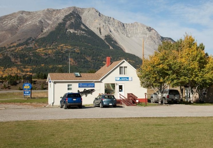 The Crowsnest Angler Fly Shop & Guide Service | 22614 27 Ave, Bellevue, AB T0K 0C0, Canada | Phone: (403) 564-4333