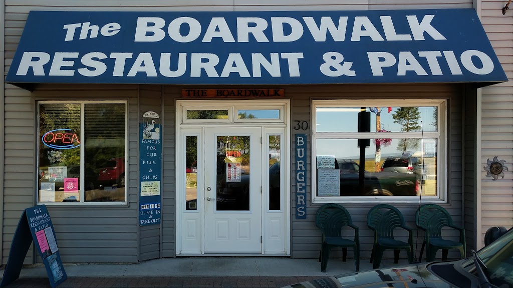 Boardwalk Restaurant & Patio | 30 Main St, Winnipeg Beach, MB R0C 3G0, Canada | Phone: (204) 389-5945