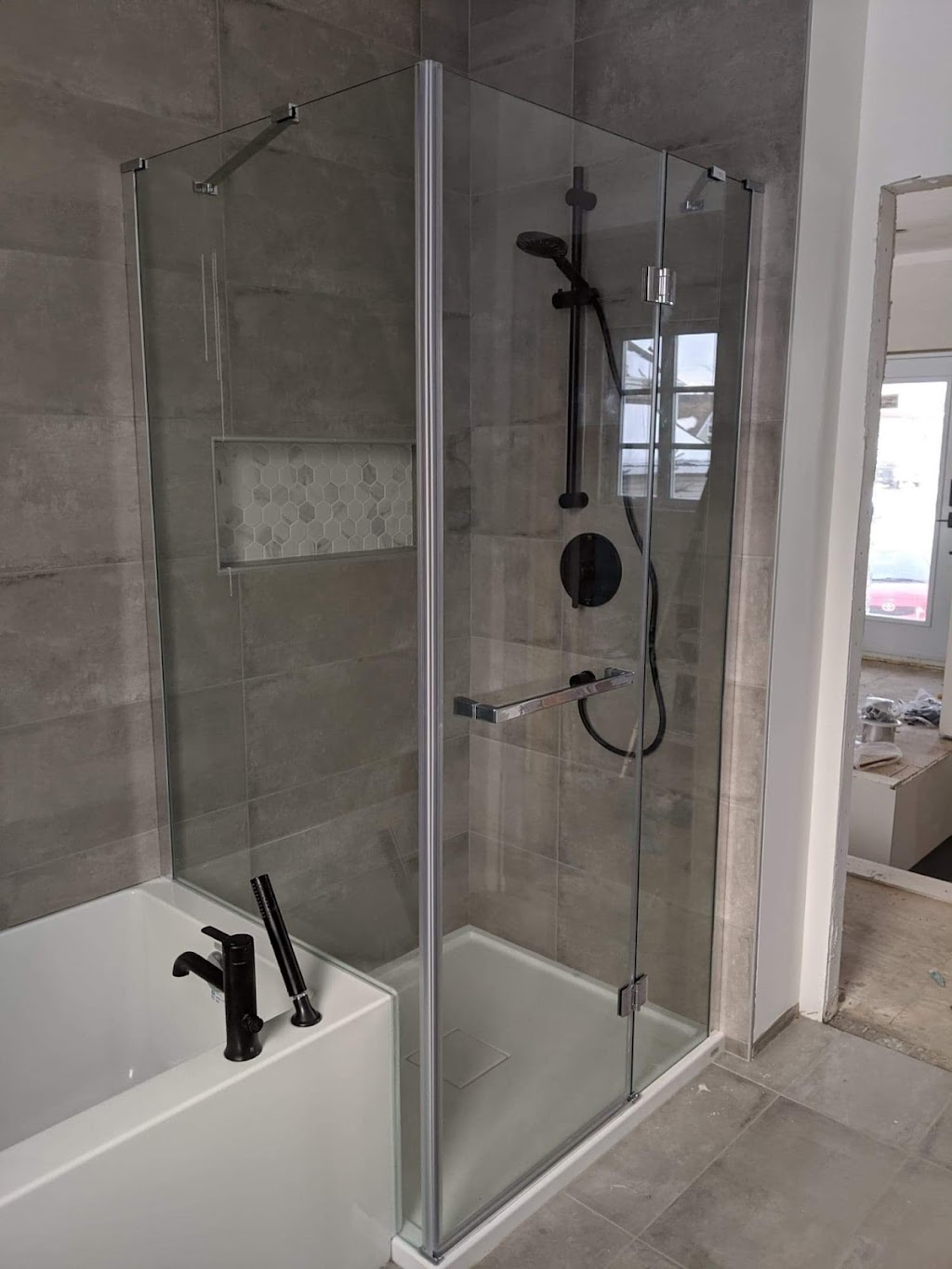 Plomberie Des Patriotes | 356 Rue du Prince-Edward, Otterburn Park, QC J3H 1W2, Canada | Phone: (514) 915-5385