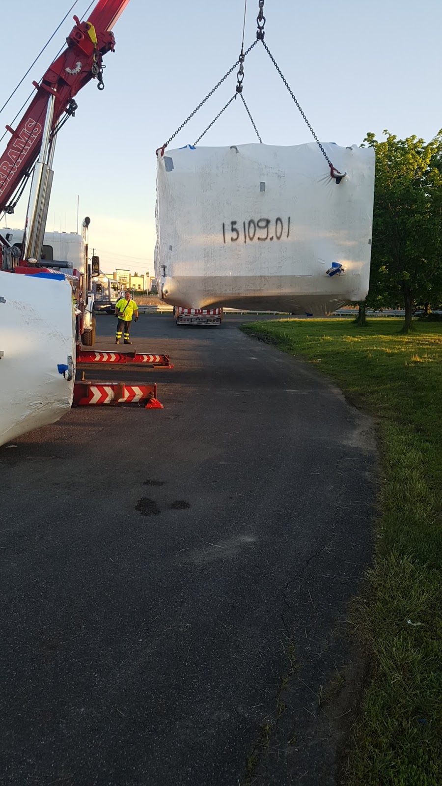 Truck Inspection Station - Whitby | Highway 401 Eastbound, Whitby, ON L1N 9K6, Canada | Phone: (905) 434-1416