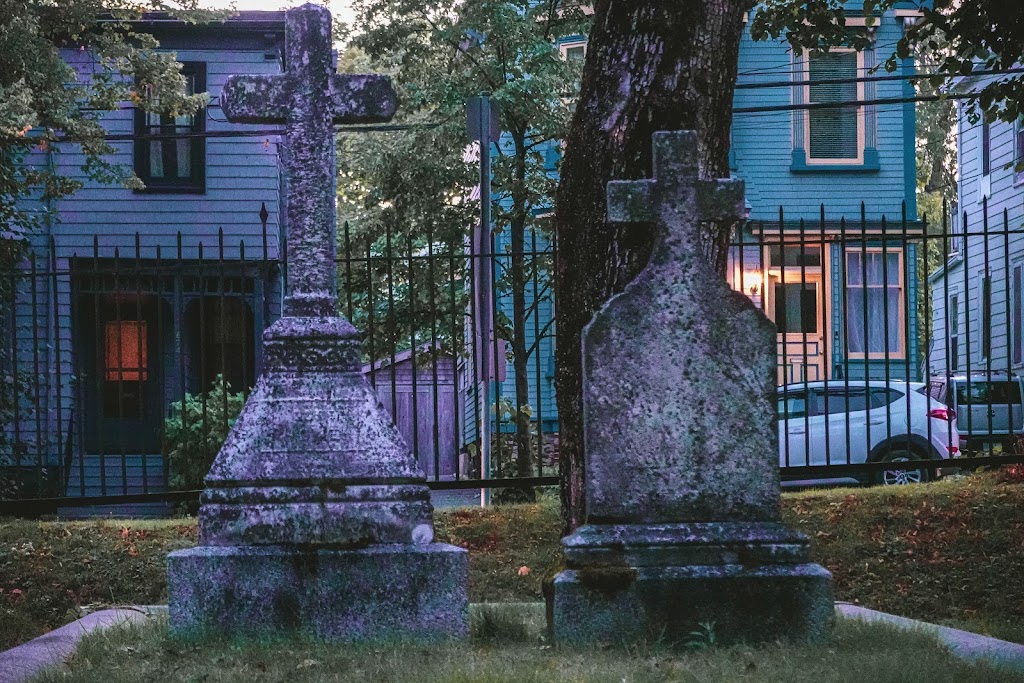 Camp Hill Cemetery | 1600 Summer St, Halifax, NS B3H 3A6, Canada | Phone: (902) 490-4883