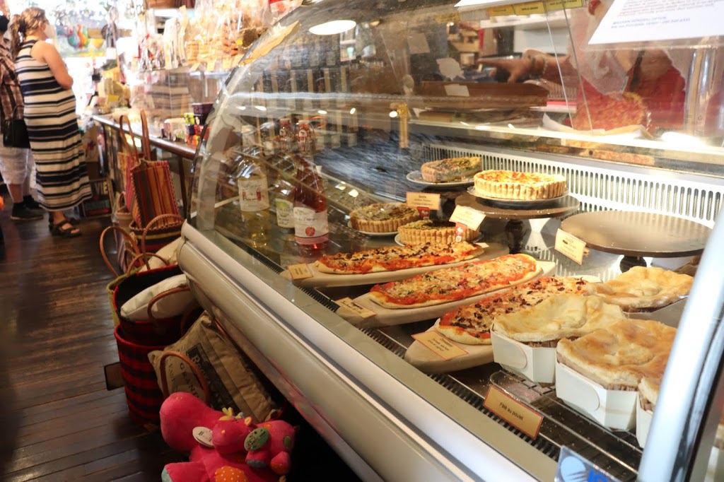 General Store Upton | 305 Rue Principale, Upton, QC J0H 2E0, Canada | Phone: (450) 549-6333
