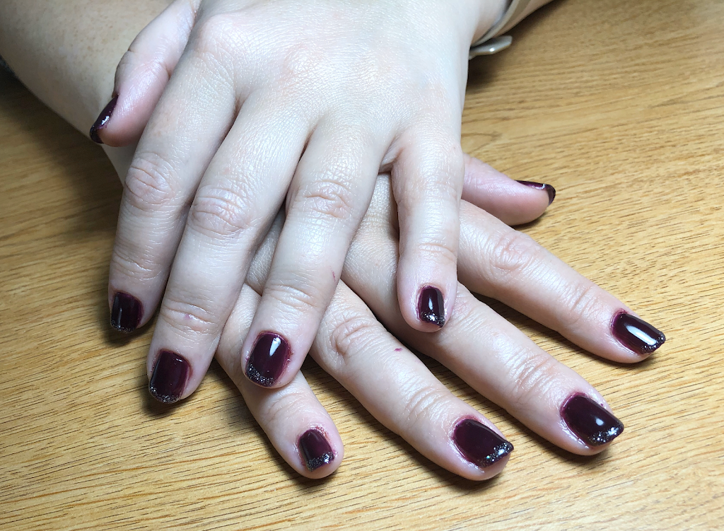 Sunset Nail Studio | 343 Tyendinaga Dr, Southampton, ON N0H 2L0, Canada | Phone: (519) 373-3044