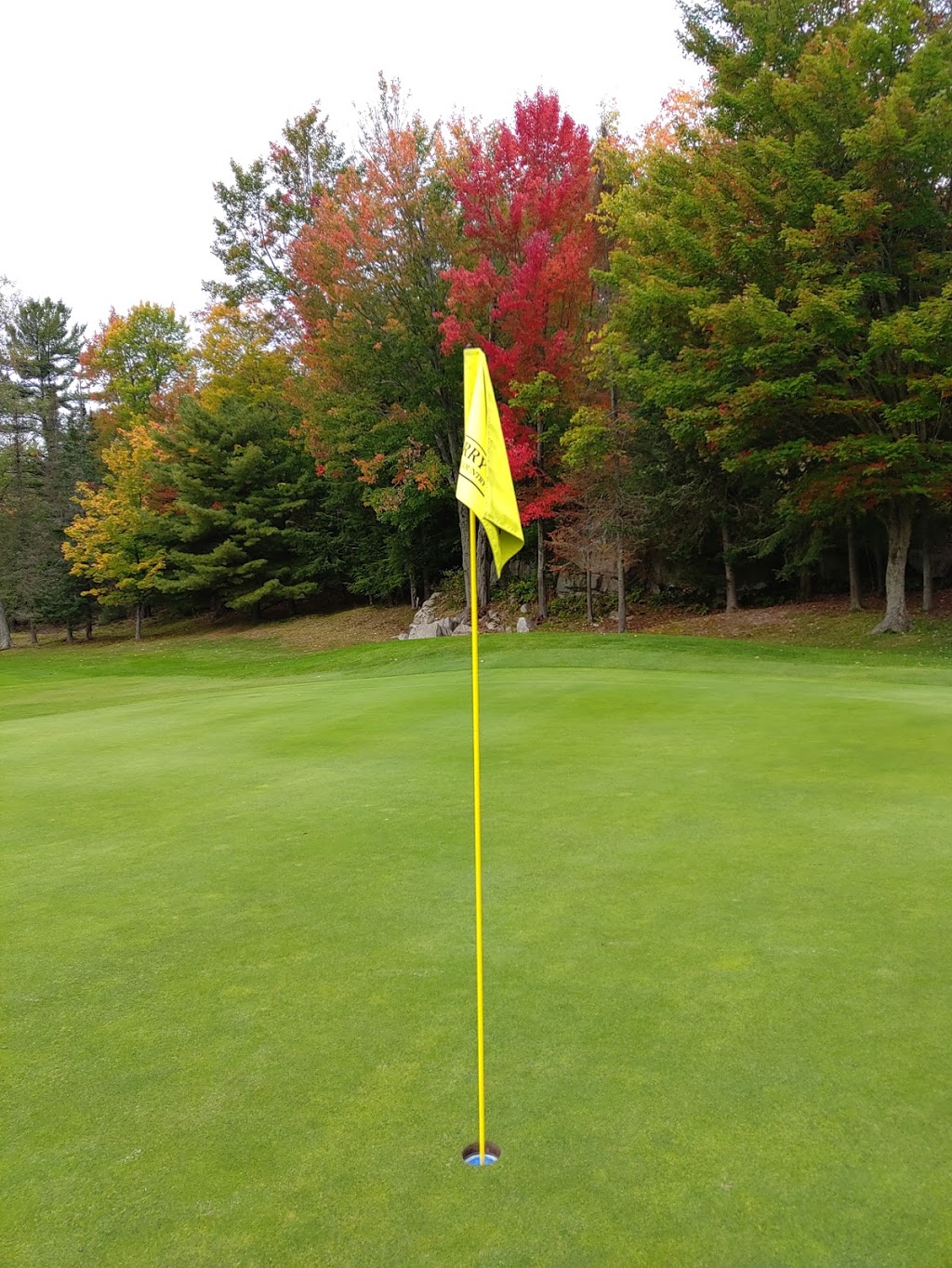 Parry Sound Golf & Country Club | 50 George Hunt Memorial Dr, Parry Sound, ON P2A 2W9, Canada | Phone: (705) 342-5262