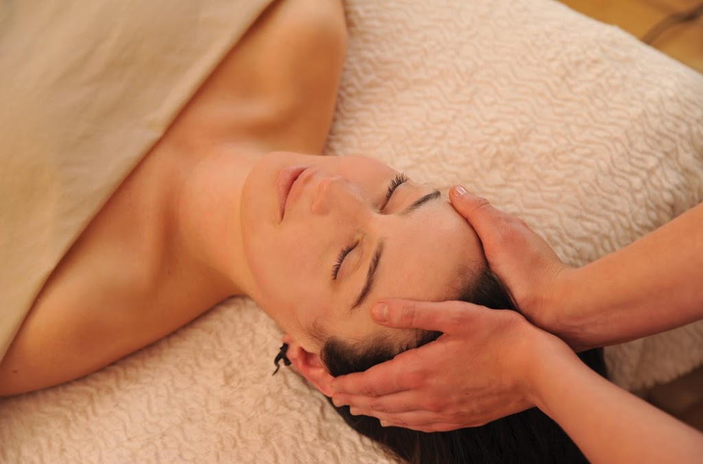 Bano spa | 654 Avenue de Salaberry, Chambly, QC J3L 1R1, Canada | Phone: (450) 982-2266