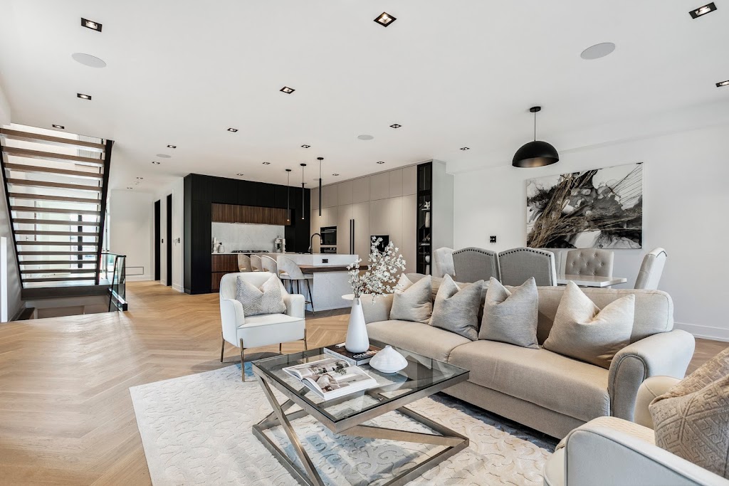 Flamingo Renovations | 111 Niagara St, Toronto, ON M5V 1C6, Canada | Phone: (647) 894-2082