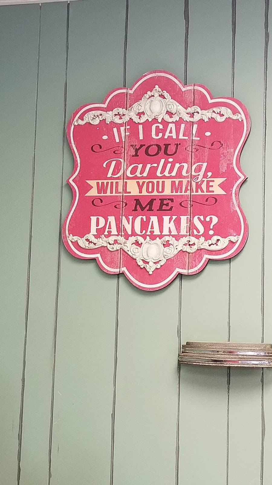 Full Cup Café The | 50 Main St, Bobcaygeon, ON K0M 1A0, Canada | Phone: (705) 738-6574