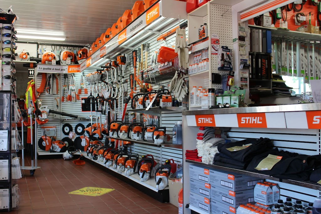 Robert Yvon Vente Service & Location | 1999 Chem. de la Montagne, Luskville, QC J0X 2G0, Canada | Phone: (819) 455-2497