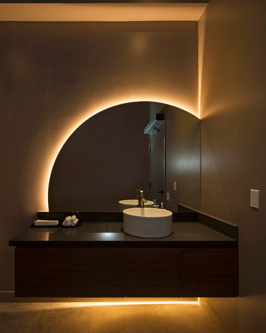 Tsingtao Wellness Spa | 1101 Rutherford Rd Unit 3, Thornhill, ON L6A 1S2, Canada | Phone: (365) 597-5777