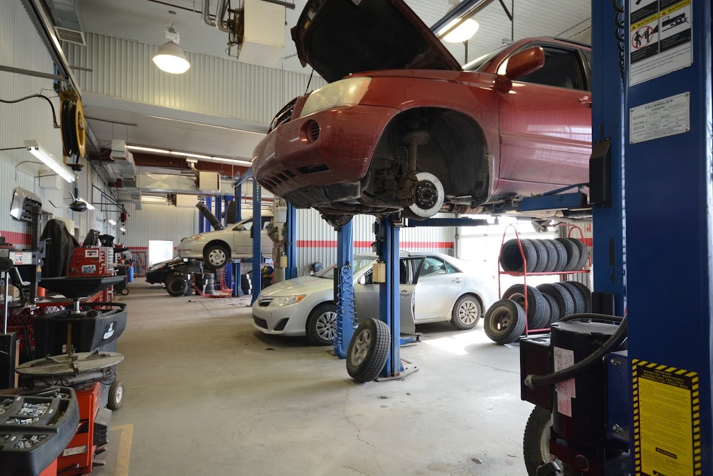 Valleyfield Toyota | 3333 Boulevard Monseigneur-Langlois, Salaberry-de-Valleyfield, QC J6S 4Y2, Canada | Phone: (450) 373-0850