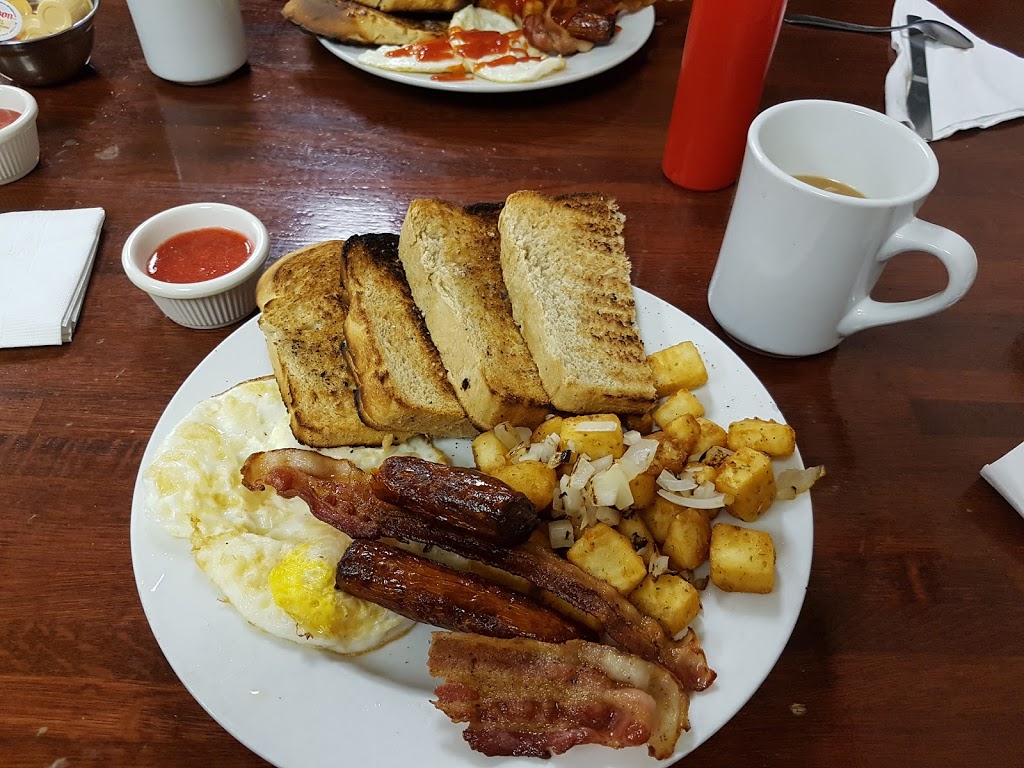 Family Kitchen | 73 Erie St S, Leamington, ON N8H 3B2, Canada | Phone: (519) 324-0660