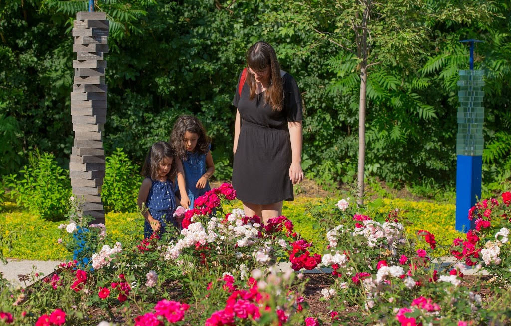 mémoires Garden | Bois Papineau, 2159 Boul Saint-Martin Est, Laval, QC H7E 4X6, Canada | Phone: (514) 277-7778