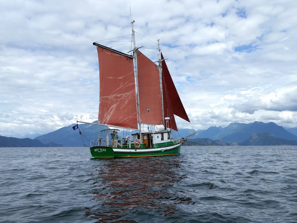 Misty Isles Adventures | Cortes Island, 1425 Carrington Bay Rd, Whaletown, BC V0P 1Z0, Canada | Phone: (250) 935-6756