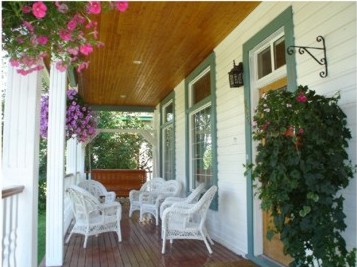Old Nurses Residence Bed and Breakfast | 802 4 Ave, Fernie, BC V0B 1M5, Canada | Phone: (250) 423-3091