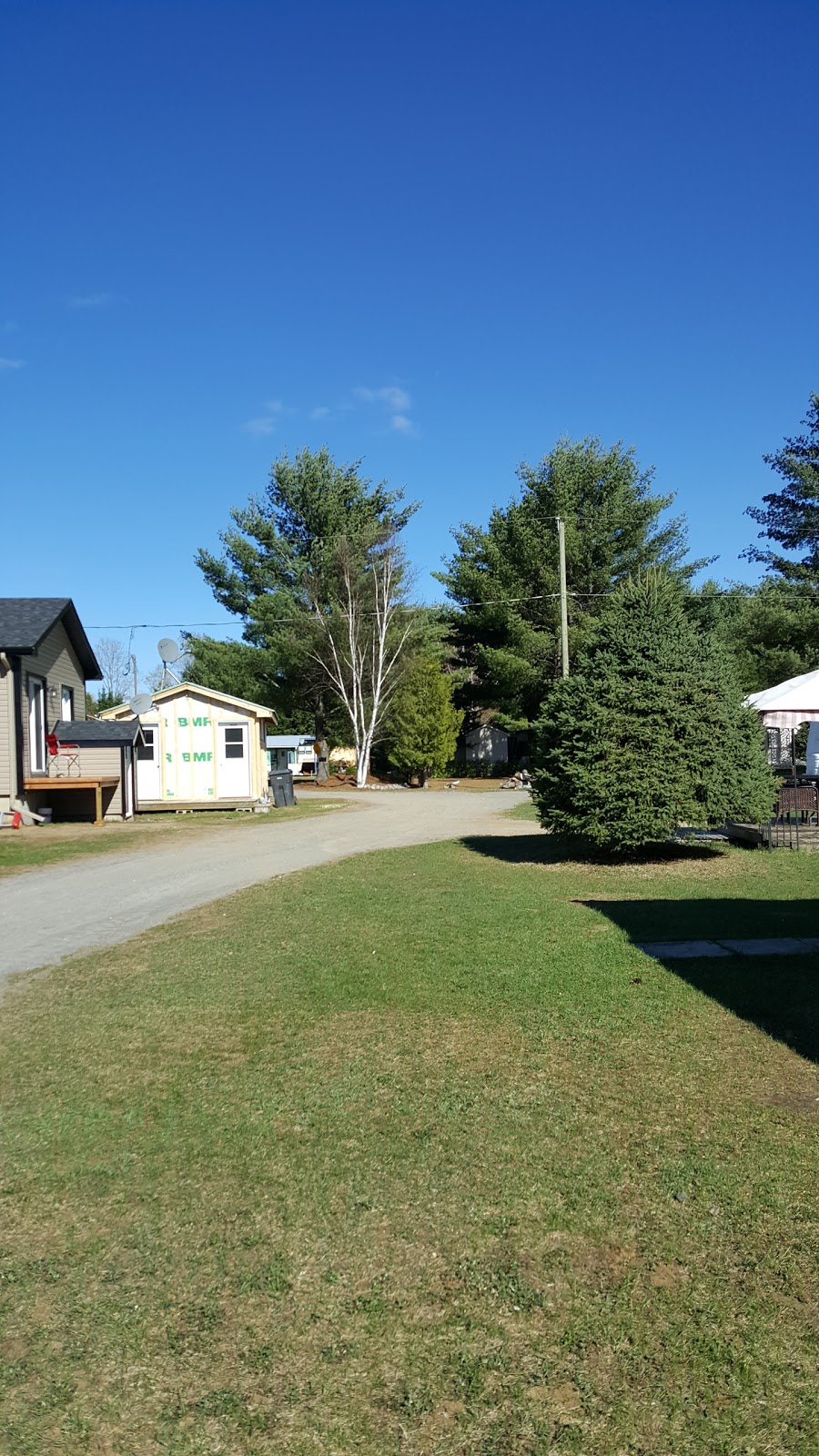 CAMPING VAL DLA LIÈVRE | 1329 QC-309, Notre-Dame-du-Laus, QC J0X, Canada | Phone: (819) 767-2817