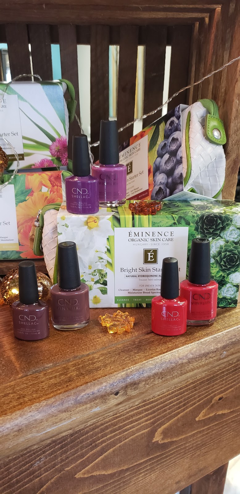 Lux Salon and Spa | 6 McKenzie St, Tillsonburg, ON N4G 2E6, Canada | Phone: (519) 688-1113