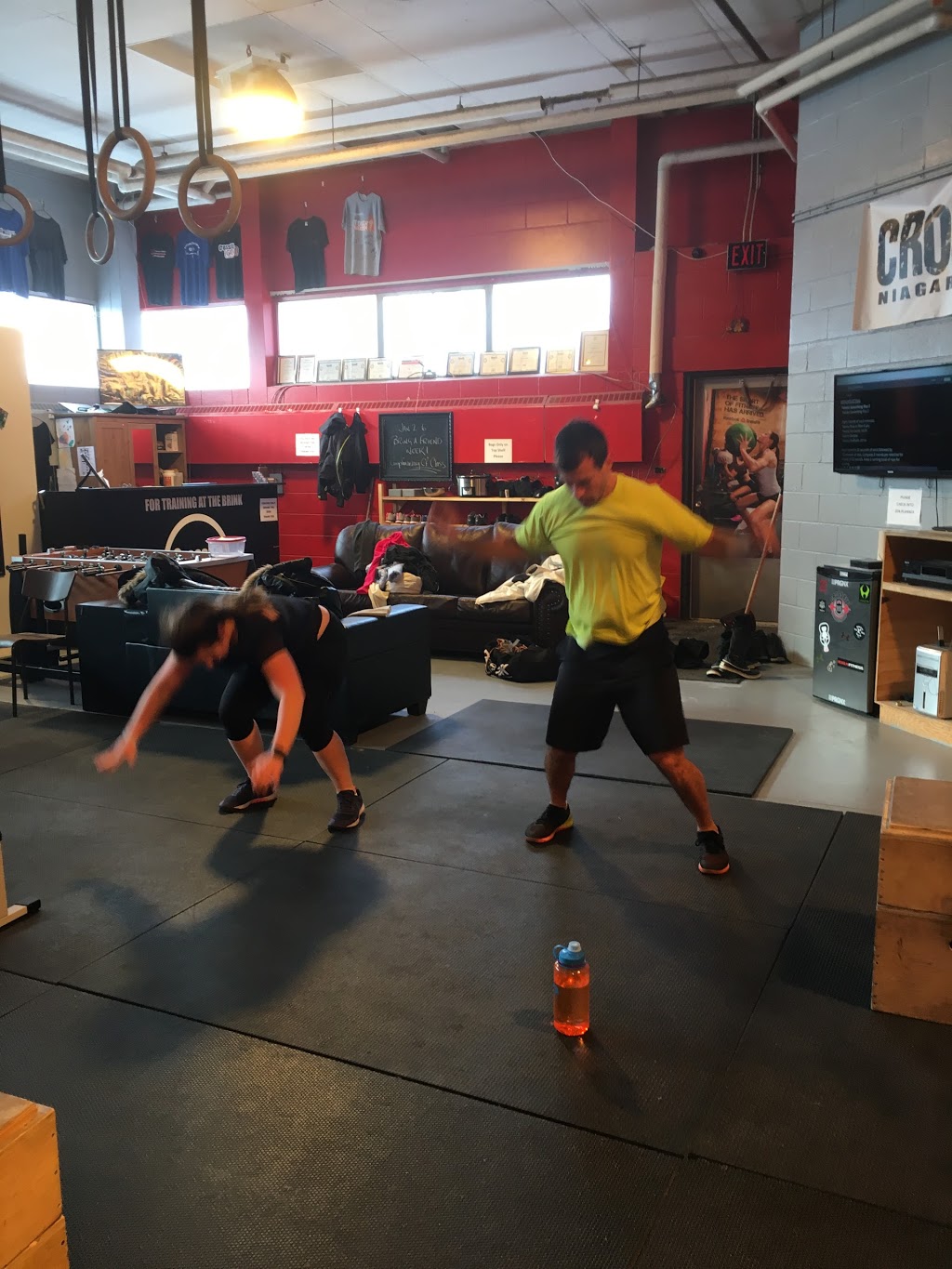 CrossFit 905 | 4554 Montrose Rd, Niagara Falls, ON L2H 1K2, Canada | Phone: (905) 328-4076