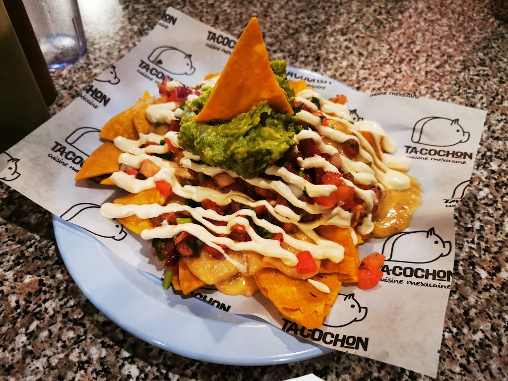 Tacochon Restaurant Mexicain | 2212 Bd du Curé-Labelle, Laval, QC H7T 1R1, Canada | Phone: (450) 934-0848