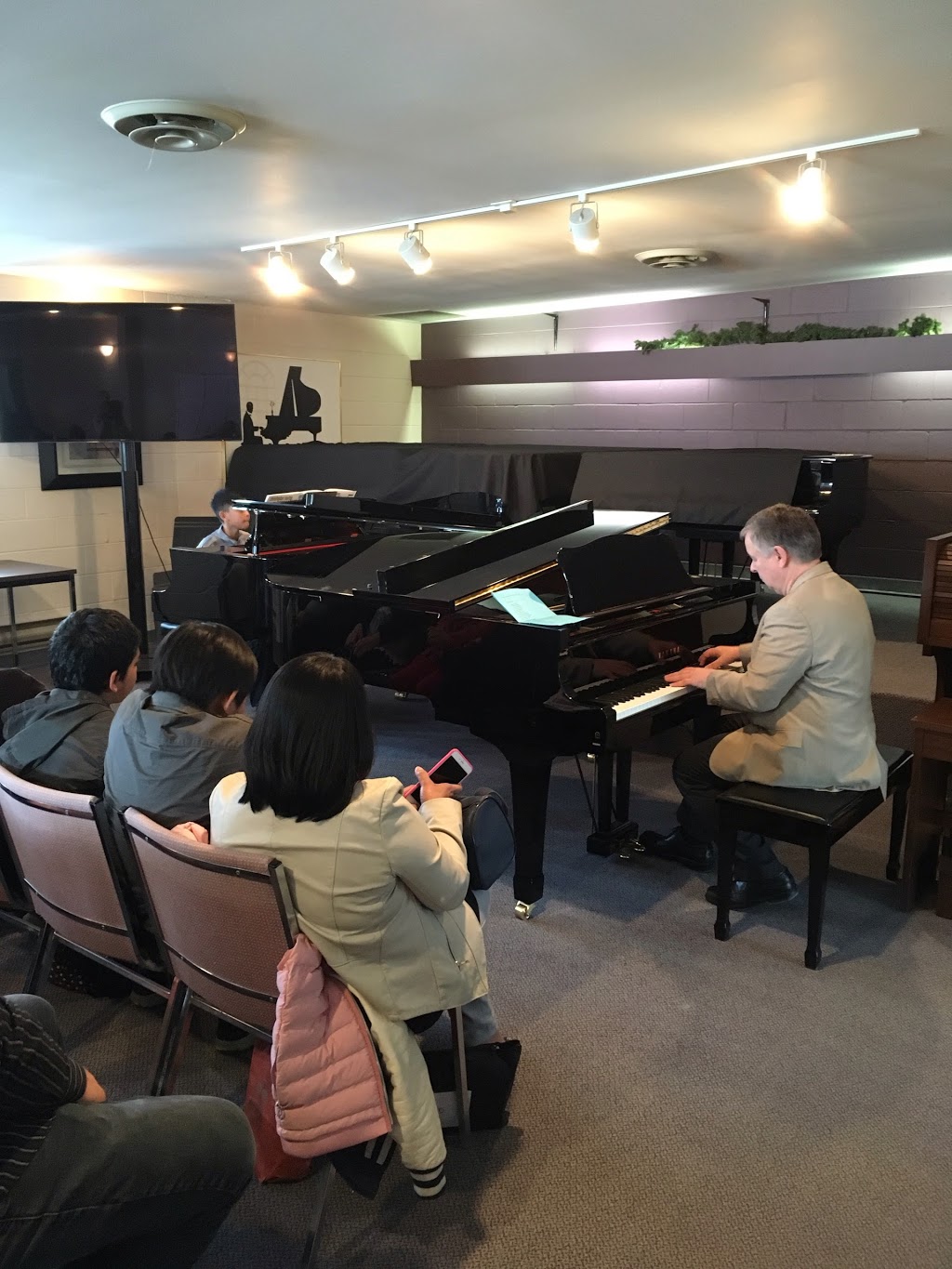Tauber Music School | 2211 McPhillips St l, Winnipeg, MB R2V 3M5, Canada | Phone: (204) 697-4565