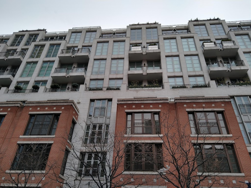 Bellamond Yorkville | 155 Yorkville Ave, Toronto, ON M5R 1C4, Canada | Phone: (647) 799-3875