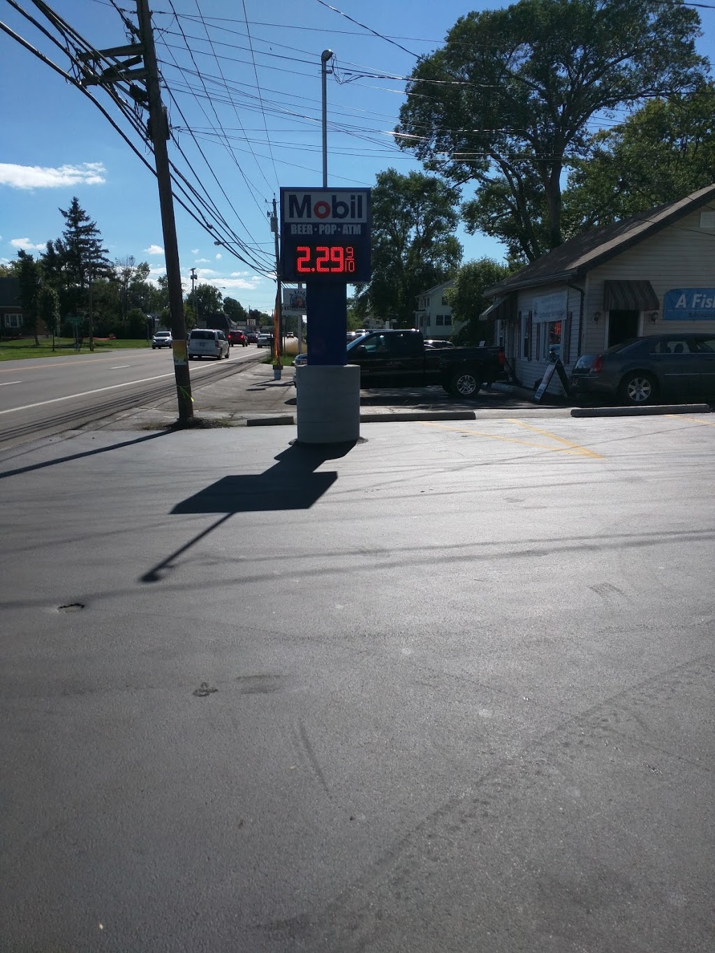Mobil | 4878 Lake Shore Rd, Hamburg, NY 14075, USA