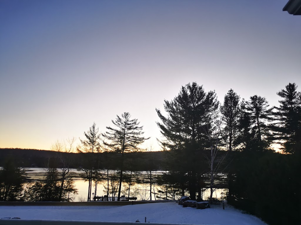 Silver Beach | 1827 Wigamog Rd, Minden, ON K0M 1S0, Canada | Phone: (705) 457-1429