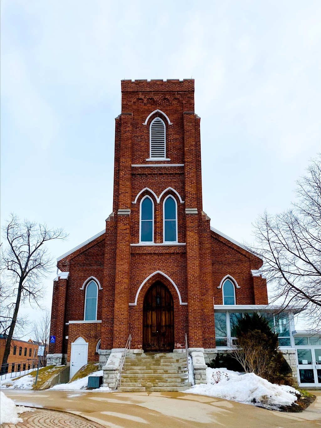 Trinity Hilltop Daycamp | 24 Collier St, Barrie, ON L4M 1G6, Canada | Phone: (705) 728-2691