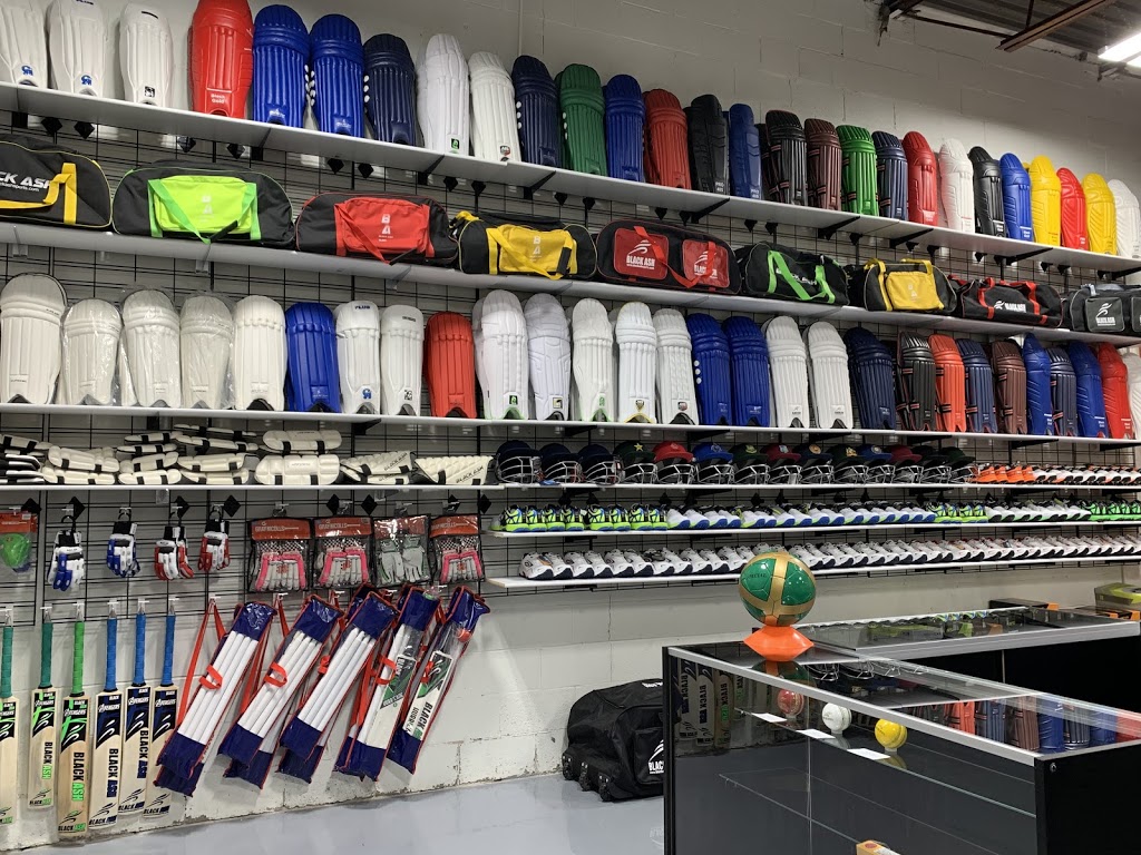 Black Ash Sports | 7720 Kimbel St Unit 1, Mississauga, ON L5S 1A6, Canada | Phone: (905) 678-8666